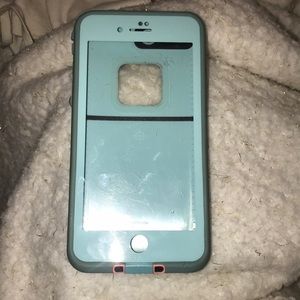 iPhone 7 Plus lifeproof case
